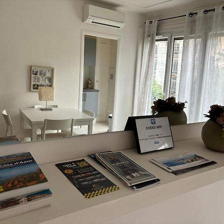 Bel Appartement De Gill Centre Ville Niza Exterior foto