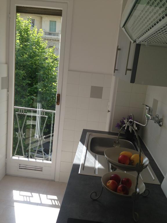 Bel Appartement De Gill Centre Ville Niza Exterior foto