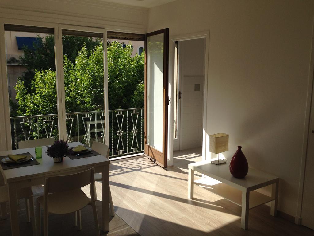 Bel Appartement De Gill Centre Ville Niza Exterior foto
